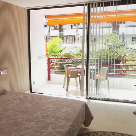 Апартаменти Moderno Estudio Vista Mar Playa De Americas *